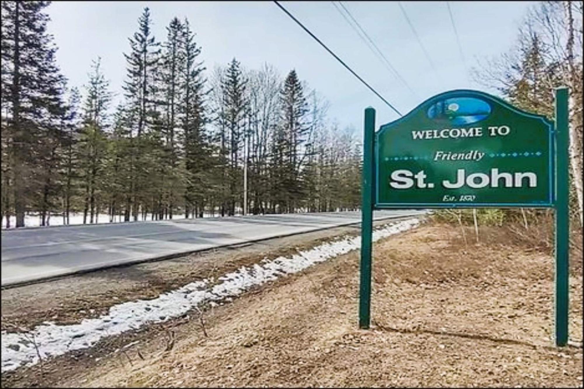 Love Hotels St John River By Oyo At Fort Kent Me Saint John Plantation Exterior foto