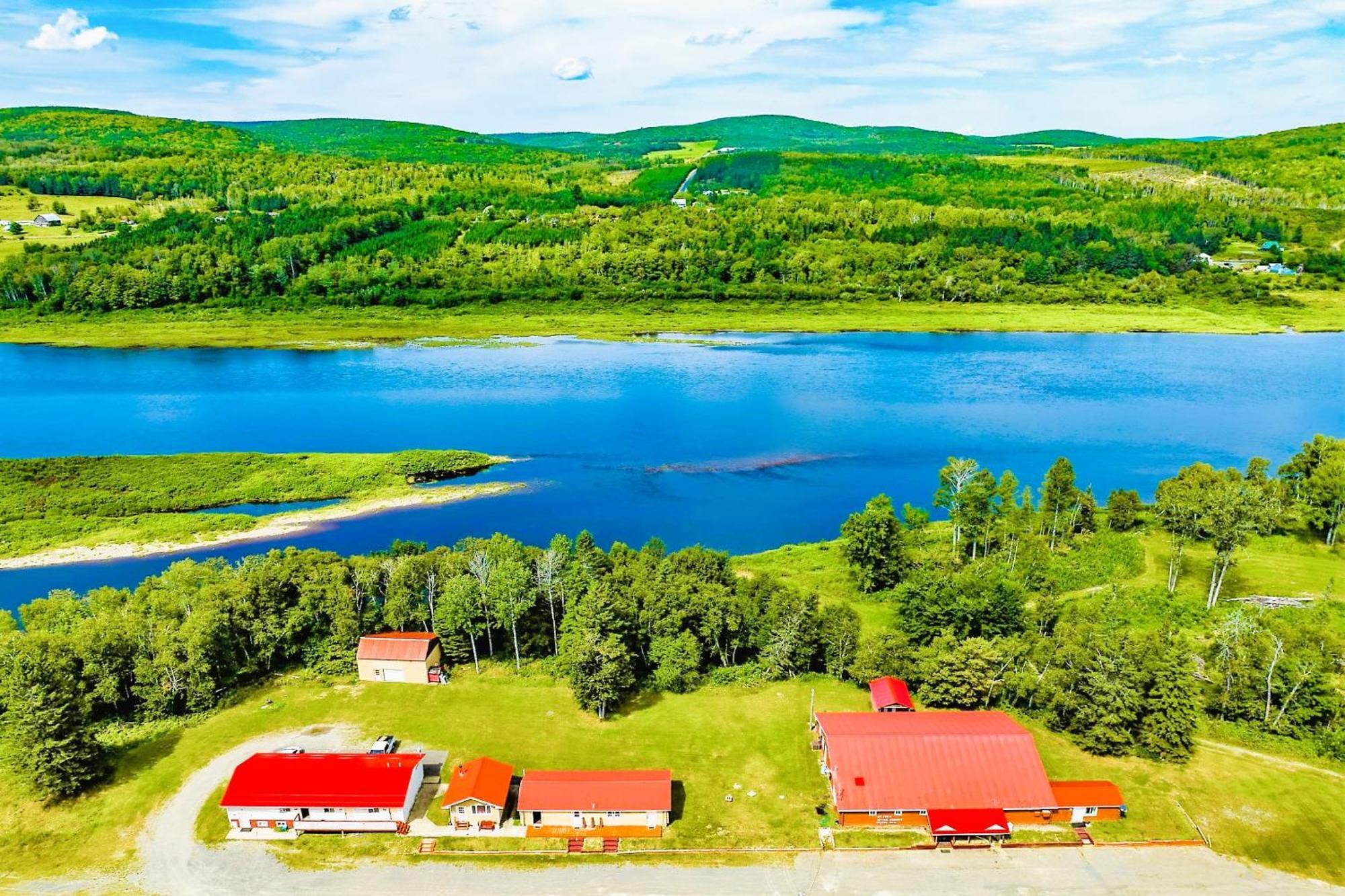Love Hotels St John River By Oyo At Fort Kent Me Saint John Plantation Exterior foto